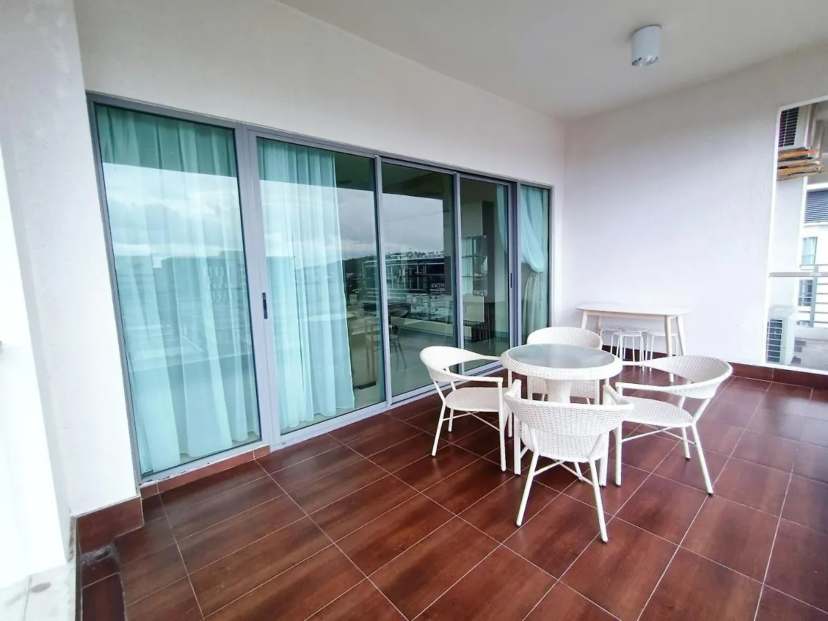 Sunrise Deluxe Suite Imago Loft B 3 Bedrooms Side Seaview Above Imago Shopping Mall Kota Kinabalu Apartment